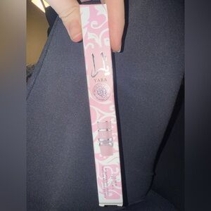 Lattafa Yara Eau de Parfum 35 mL Pink